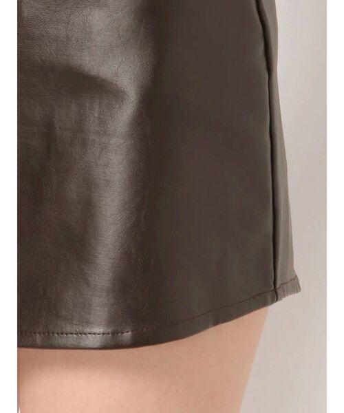 GYDA(ジェイダ)の「フェイクレザースカートライクショーパン(スカート・レディース・ブラック/ブラウン・X-SMALL/SMALL/MEDIUM)」の13枚目の写真