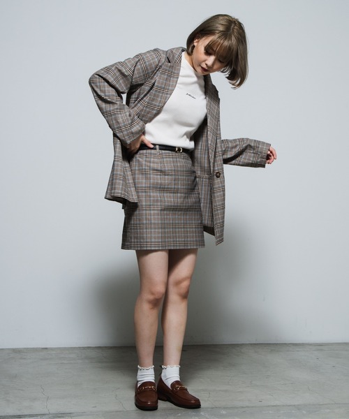 WEGO（ウィゴー）の「WEGO/【セットアップ対応商品】チェックミニスカート（スカート・レディース・グレー系その他2/ベージュ系その他2/ブラック系その他2/ブラウン系その他2/ブラウン系その他3/グレー系その他3・FREE）」の14枚目の写真