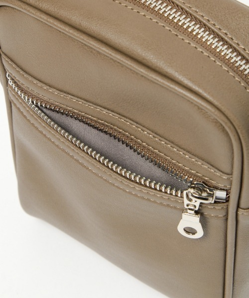 RAGEBLUE（レイジブルー）の「スクエアショルダーバッグ/919827（ショルダーバッグ・メンズ・ブラック/ベージュ/ブラウン/オフホワイト/ブラック系その他・FREE）」の18枚目の写真