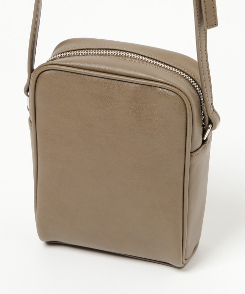 RAGEBLUE（レイジブルー）の「スクエアショルダーバッグ/919827（ショルダーバッグ・メンズ・ブラック/ベージュ/ブラウン/オフホワイト/ブラック系その他・FREE）」の14枚目の写真