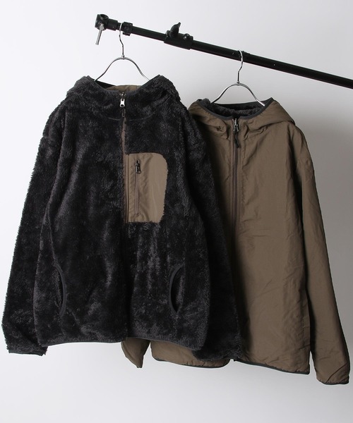 ZIP FIVE(ジップファイブ)の「ファー×ナイロンリバーシブルマウンテンパーカー(マウンテンパーカー・レディース・ホワイト系/ホワイト系1/ブラック系/グレー系/ブラウン系/ベージュ系/ベージュ系1/ネイビー系・MEDIUM/LARGE/X-LARGE)」の4枚目の写真