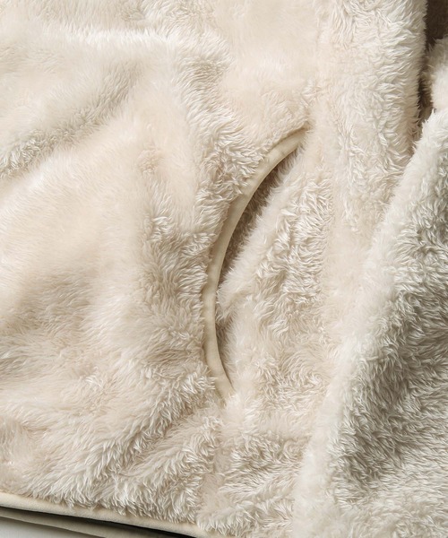 ZIP FIVE(ジップファイブ)の「ファー×ナイロンリバーシブルマウンテンパーカー(マウンテンパーカー・レディース・ホワイト系/ホワイト系1/ブラック系/グレー系/ブラウン系/ベージュ系/ベージュ系1/ネイビー系・MEDIUM/LARGE/X-LARGE)」の16枚目の写真