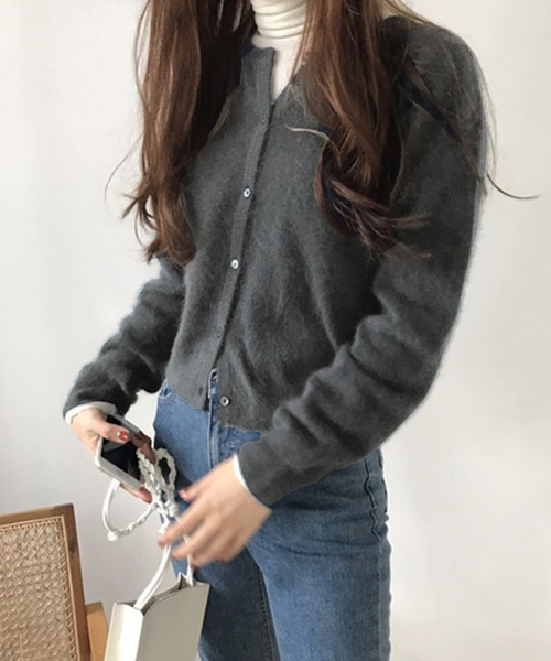 Girly Doll（ガーリードール）の「ベーシックニットカーディガン（カーディガン/ボレロ・レディース・ライトグレー/ブラック/ボルドー/モカ/キャメル/ダークグレー/レッド/イエロー/ブラウン/ネイビー/パープル/オフホワイト/ライトブルー/オレンジ/ピンク/グリーン/ライトグリーン・F）」の22枚目の写真