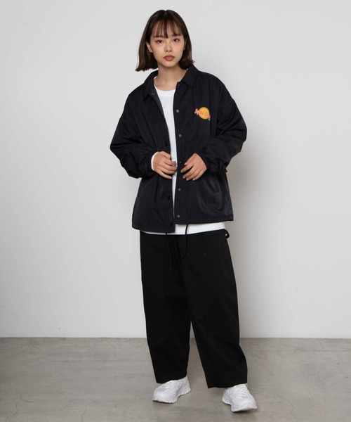 WEGO（ウィゴー）の「WEGO/サークルロゴコーチジャケット（ナイロンジャケット・レディース・ブラック/グリーン・FREE）」の7枚目の写真