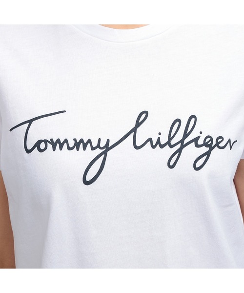 TOMMY HILFIGER(トミーヒルフィガー)の「ロゴクルーネックTシャツ(Tシャツ/カットソー・レディース・ホワイト/ネイビー/ブラック・MEDIUM/LARGE/X-SMALL/SMALL)」の6枚目の写真