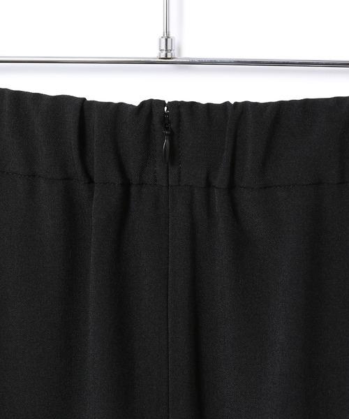 ADAM ET ROPE'（アダムエロペ）の「【アウトレット店舗・WEB限定】リネンライクラップスカート（スカート・レディース・ブラック/レッド/ブルー・FREE）」の18枚目の写真