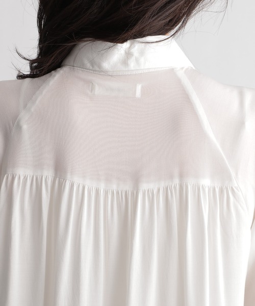 Andemiu（アンデミュウ）の「ティアードシャツチュニック948220（シャツ/ブラウス・レディース・ホワイト/ベージュ/イエロー・FREE）」の12枚目の写真