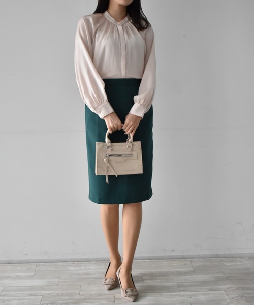 RANAN（ラナン）の「すっきりきれいめ美脚シルエット防シワストレッチタイトスカート（スカート・レディース・ライトグレー/ブラック/ベージュ/ネイビー/オフホワイト/ブラウン/モスグリーン/ライトベージュ/サーモンピンク/ロイヤルブルー/ピンク系その他・M/LL/L）」の12枚目の写真