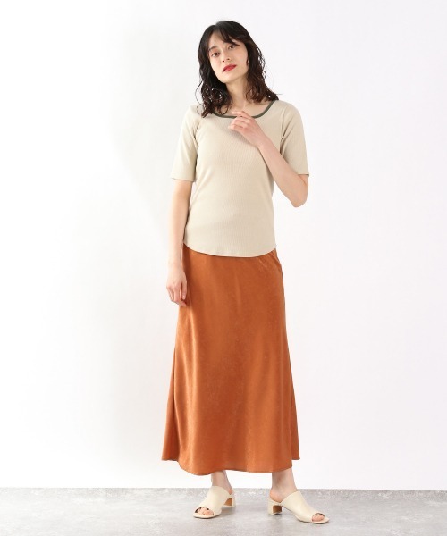 LOWRYS FARM(ローリーズファーム)の「メランジパイピング5S 945295(Tシャツ/カットソー・レディース・ブラック/パープル/グリーン/アイボリー・FREE)」の5枚目の写真