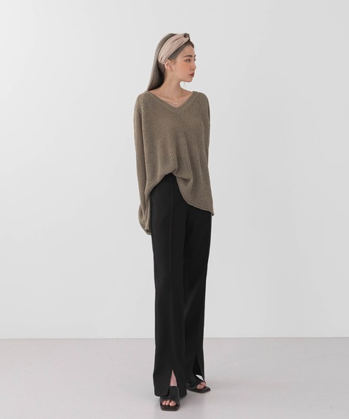 UNE MANSION（ユヌマンション）の「[UNEORIGINAL]フロントスリットブーツカットパンツ（スラックス・レディース・スモークピンク/ベージュ/ブラック/ブラウン/ライトベージュ/ダークブルー・SMALL/MEDIUM）」の19枚目の写真