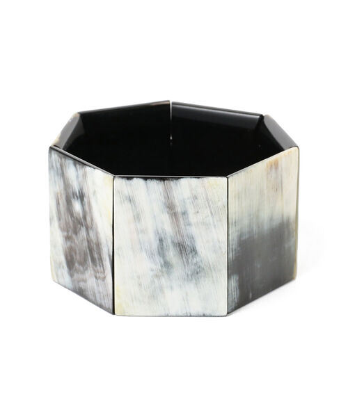 Ray BEAMS(レイビームス)の「L'INDO CHINEUR / 7Plates ブレスレット(ブレスレット・レディース・その他/ブラック・ONE SIZE)」の2枚目の写真