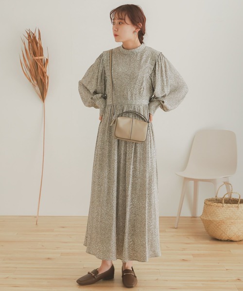 SENSE OF PLACE by URBAN RESEARCH(センスオブプレイスバイアーバンリサーチ)の「2WAYセンターシームプチショルダーバッグ(ショルダーバッグ・レディース・マスタード/ブラック/ライトベージュ・ONE)」の4枚目の写真