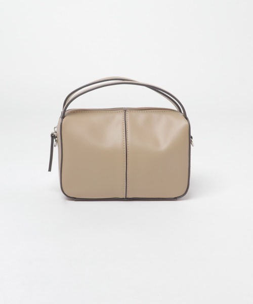 SENSE OF PLACE by URBAN RESEARCH(センスオブプレイスバイアーバンリサーチ)の「2WAYセンターシームプチショルダーバッグ(ショルダーバッグ・レディース・マスタード/ブラック/ライトベージュ・ONE)」の8枚目の写真