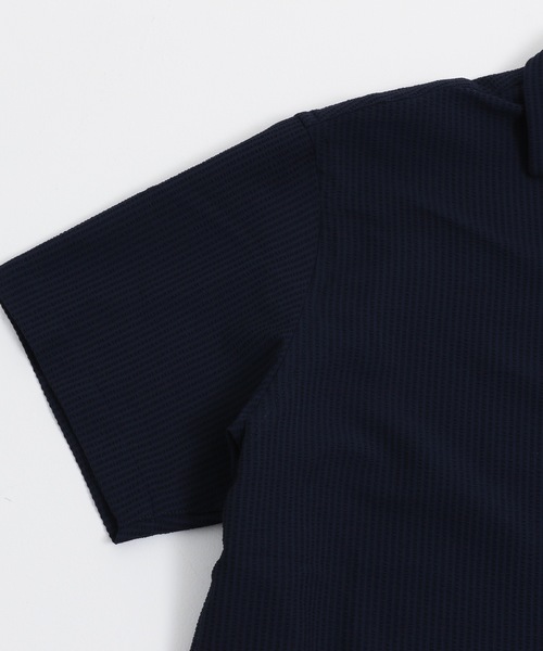 Blue Standard （ブルースタンダード）の「【セットアップ】【BLUE STANDARD/ブルースタンダード】シアサッカー無地オープンシャツ×ショートパンツ（セットアップ・メンズ・チャコールグレー/ネイビー/カーキ/アイボリー・MEDIUM/LARGE/X-LARGE）」の15枚目の写真