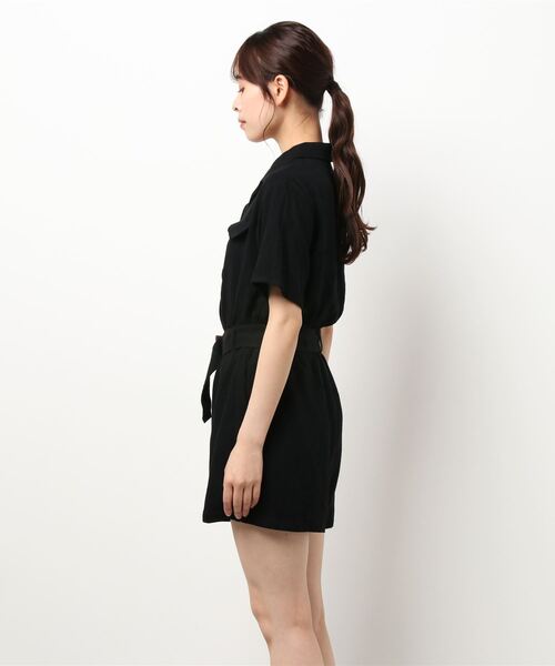 one way（ワンウェイ）の「【oneway Jeans】開襟ショートロンパース（サロペット/オーバーオール・レディース・ホワイト/ブラック/ダークブルー・FREE）」の11枚目の写真