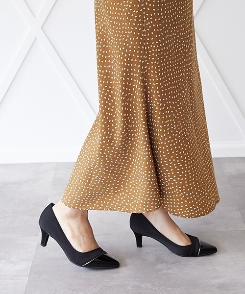 JELLY BEANS(ジェリービーンズ)の「コンビトゥアシメカットパンプス<ふわさら>(204-42719)JELLY BEANS(ジェリービーンズ)(パンプス・レディース・ブラック/ベージュ/グリーン・23/24/25/22/22.5/24.5/23.5/21.5/25.5)」の10枚目の写真