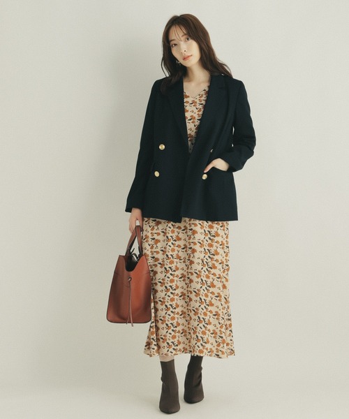 Andemiu（アンデミュウ）の「キンボタンＷジャケット219553（その他アウター・レディース・ベージュ/ネイビー/ベージュ系1・FREE）」の6枚目の写真