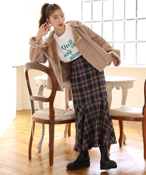 one after another NICE CLAUP(ワンアフターアナザーナイスクラップ)の「アソートビックTシャツ(Tシャツ/カットソー・レディース・ホワイト/オフホワイト/ホワイト系その他/チャコール・FREE)」の6枚目の写真