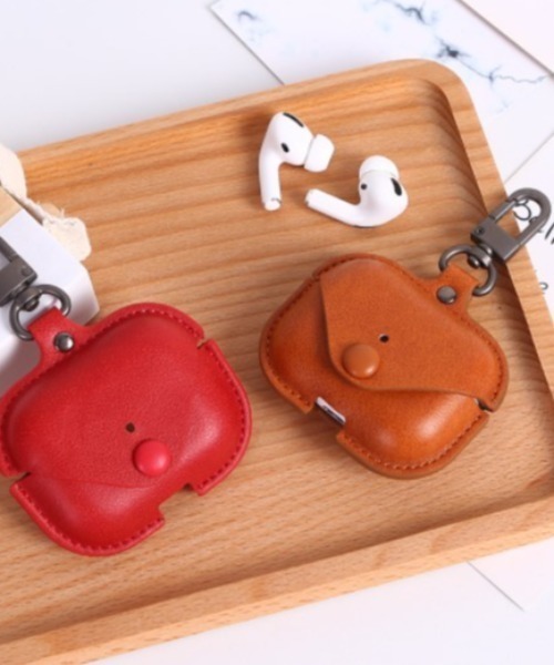 OF LIFE(オブライフ)の「AIRPODS / AIRPODS PRO PUレザー ケース(ヘッドフォン/イヤホン・メンズ・ブラック/ブラウン/レッド/ブルー/グリーン/ライトブラウン・S/M)」の7枚目の写真