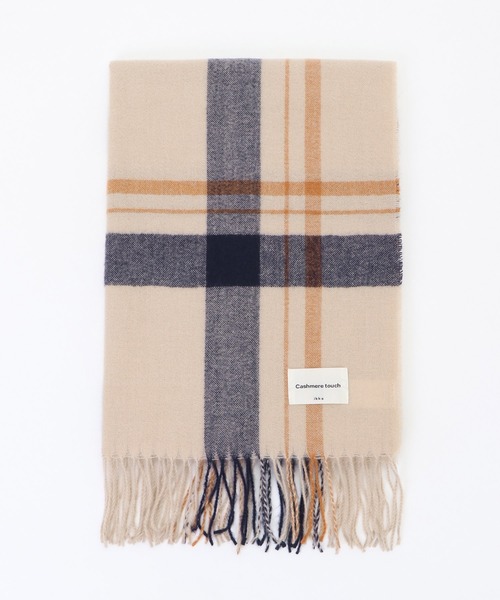 ikka（イッカ）の「カシミヤタッチチェックマフラー（マフラー・レディース・ネイビー/グレー/オフホワイト/イエロー/グリーン・FREE）」の8枚目の写真