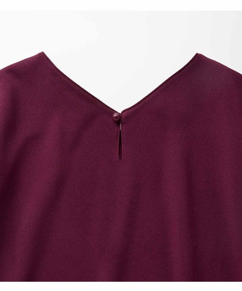 IEDIT（イディット）の「ＩＥＤＩＴ　イージーな着心地で上品スタイルがかなう　プリーツ切り替えワンピース（ワンピース・レディース・ブラック/ボルドー・MEDIUM/LARGE/X-LARGE/XX-LARGE/NS）」の6枚目の写真