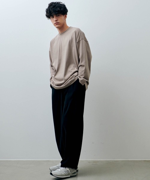 CLEL(クレイル)の「【CLEL】Loose Sleeve Over Long Tee / ルーズスリーブオーバーロングTシャツ(Tシャツ/カットソー・メンズ・ホワイト/チャコールグレー/グレイッシュベージュ・S/M/XS)」の8枚目の写真