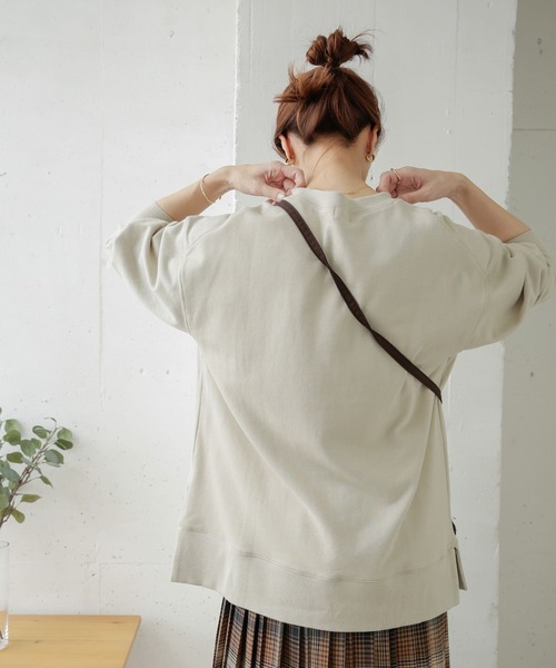 URBAN RESEARCH DOORS（アーバンリサーチドアーズ）の「『UR TECH』スウェットチュニック（スウェット・レディース・ライトベージュ/ネイビー/ピンク・ONE）」の4枚目の写真