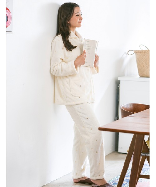 カップル パジャマ 麻 リネン 長袖 ロングパンツ セットアップ メンズ レディース リネンパジャマ 2点セット ペア 上下 ルームウェア Vネック 前開き 寝間着 夏 春 秋 寝巻き 部屋着 ナチュラル シンプル 無地 薄手 ペアパジャマ 2点セット セットアップ 上下 秋 メンズ ロングパンツ カップル 長袖