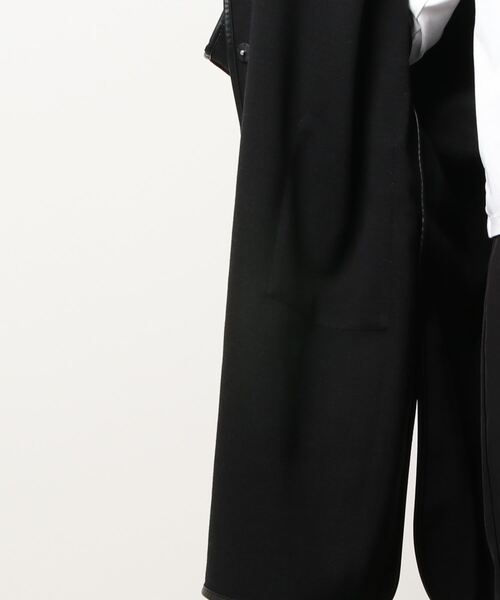 AZUL by moussy(アズールバイマウジー)の「COLLARLESS PONCHO COAT/カラーレスポンチョコート(ポンチョ・レディース・ライトブラウン/ブラック・FREE)」の5枚目の写真