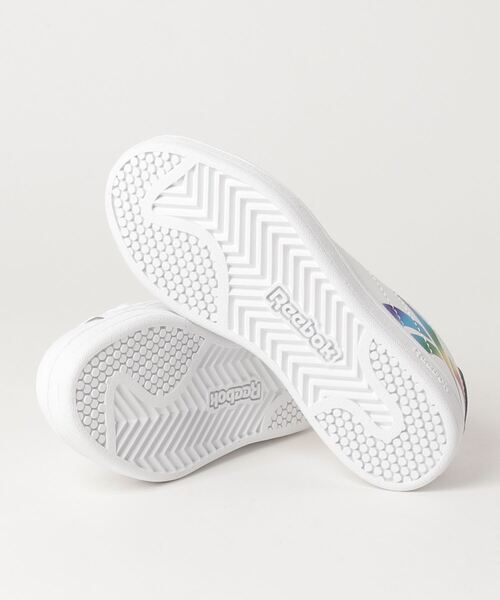 Reebok（リーボック）の「ロイヤル コンプリート クリーン / ROYAL COMPLETE CLN 2.0 （スニーカー・キッズ・ホワイト/ホワイト×ライトピンク・22.5cm/23.5cm/24.5cm/23.0cm/24.0cm/25.0cm/22.0cm/17.0cm/18.0cm/19.0cm/20.0cm/21.0cm/20.5cm/21.5㎝/17.5cm/19.5cm/18.5cm）」の4枚目の写真