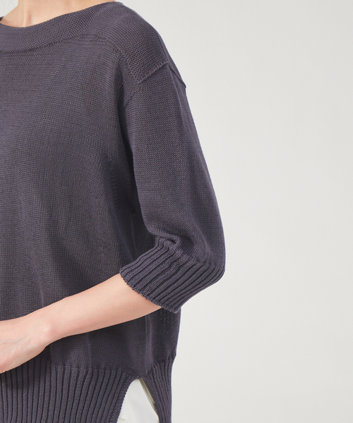 qualite（カリテ）の「ギマコットンボートネックニット（ニット/セーター・レディース・オフホワイト/チャコールグレー/ブルー・フリー）」の15枚目の写真