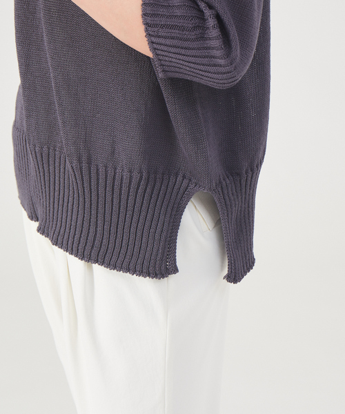 qualite（カリテ）の「ギマコットンボートネックニット（ニット/セーター・レディース・オフホワイト/チャコールグレー/ブルー・フリー）」の16枚目の写真