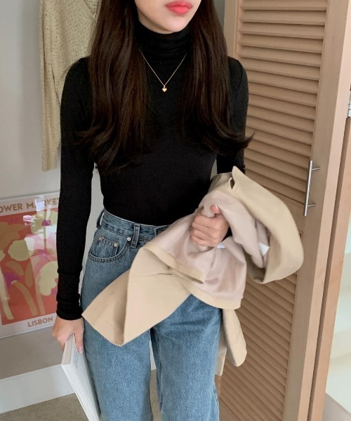 mood for a day（ムードフォーアデイ）の「craft alpaca turtle neck /アルパカタートルネック（Tシャツ/カットソー・レディース・ブラック/ベージュ/ブルー/アイボリー・FREE）」の3枚目の写真