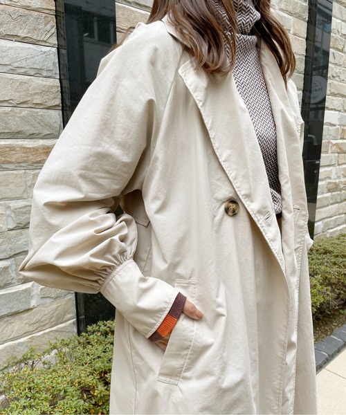 StyleSea(スタイルシー)の「ボリュームスリーブダブルチェスターコート(トレンチコート・レディース・アイボリー/ベージュ/ライトカーキ/ブラック・MEDIUM)」の11枚目の写真