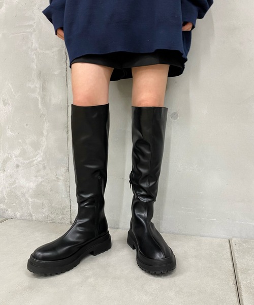 WHO'S WHO gallery(フーズフーギャラリー)の「タンクソールロングブーツ(ブーツ・レディース・ブラック/オフホワイト・LARGE/MEDIUM)」の7枚目の写真