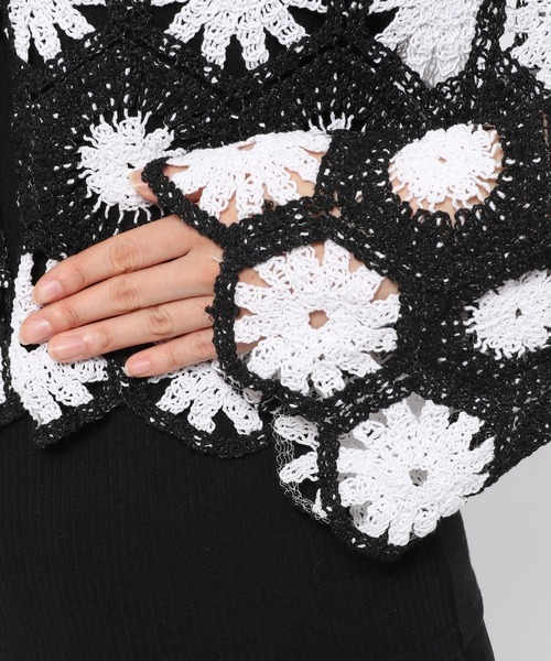 PAGEBOY（ページボーイ）の「バイカラークロシェライクカーディガン（カーディガン/ボレロ・レディース・スカイブルー/ブラック/コーラル・FREE）」の19枚目の写真