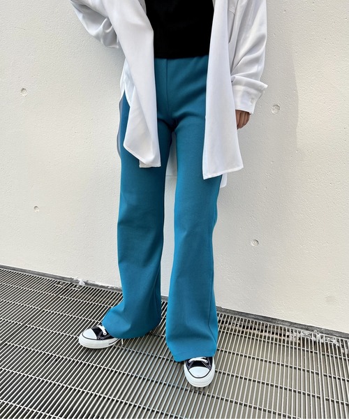 one way（ワンウェイ）の「テレコフレアパンツ（その他パンツ・レディース・ブルー/ブラック/ライトブルー/ライトグリーン・FREE）」の3枚目の写真