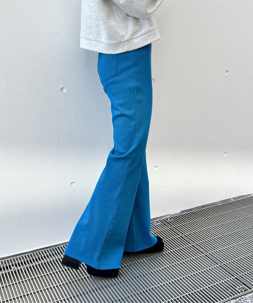 one way（ワンウェイ）の「テレコフレアパンツ（その他パンツ・レディース・ブルー/ブラック/ライトブルー/ライトグリーン・FREE）」の5枚目の写真