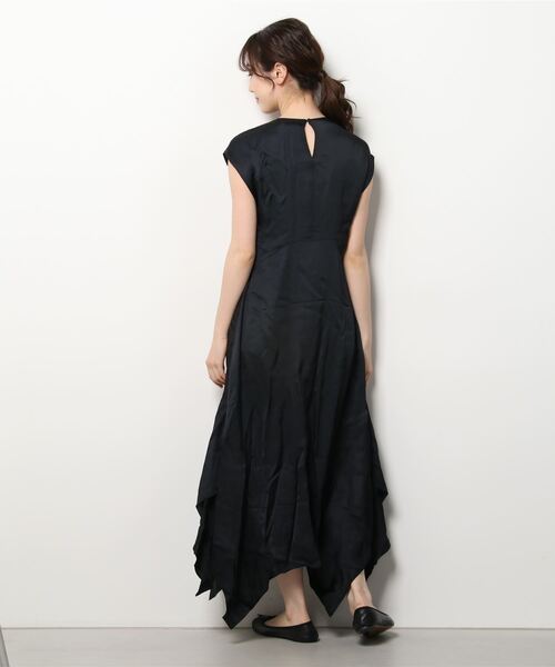 ALLSAINTS(オールセインツ)の「GIAN KOSUMOSO DRESS | GIAN KOSUMOSO ドレス・ワンピース(ワンピース・レディース・ブラック・6/4/8/10)」の7枚目の写真