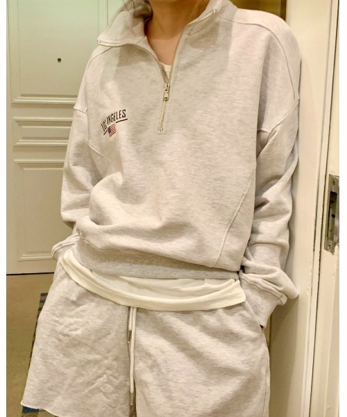 MINS MINIS（ミンスミニス）の「LA刺繍ハーフジップスウェット（スウェット・レディース・ライトグレー/ネイビー/グリーン・FREE）」の4枚目の写真