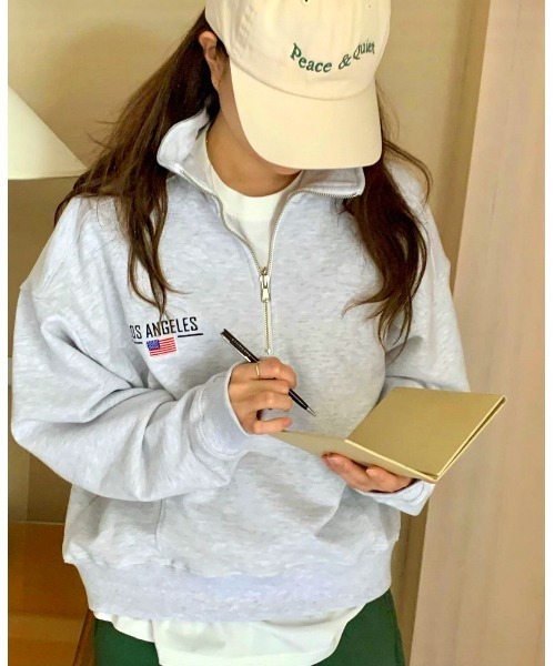 MINS MINIS（ミンスミニス）の「LA刺繍ハーフジップスウェット（スウェット・レディース・ライトグレー/ネイビー/グリーン・FREE）」の15枚目の写真