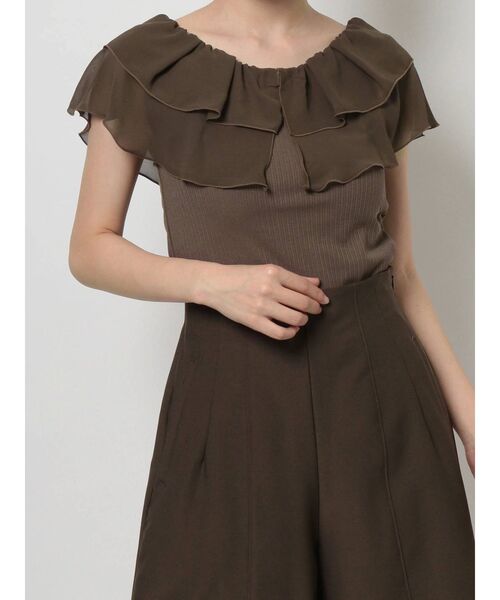 MERCURYDUO（マーキュリーデュオ）の「2WAYラッフルカラードッキングカットソー（Tシャツ/カットソー・レディース・ブラウン/その他1/オフホワイト・FREE）」の3枚目の写真