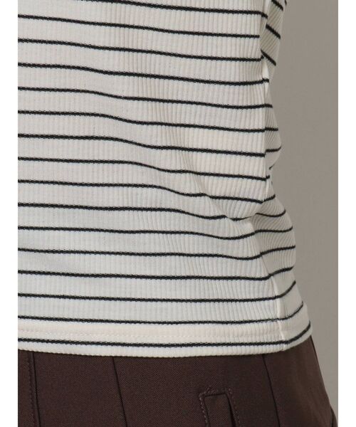 MERCURYDUO（マーキュリーデュオ）の「2WAYラッフルカラードッキングカットソー（Tシャツ/カットソー・レディース・ブラウン/その他1/オフホワイト・FREE）」の13枚目の写真