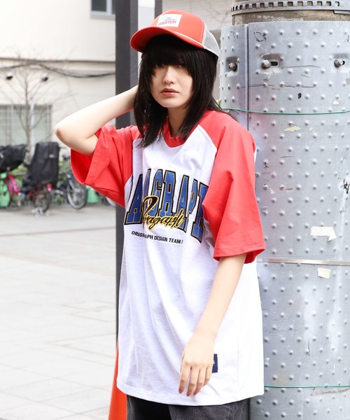 Paragraph(パラグラフ)の「Paragraph/パラグラフ Raglan sleeve Arch logo T ラグランスリーブTシャツ(Tシャツ/カットソー・メンズ・ネイビー/ブラック/レッド/パープル/グリーン・FREE)」の15枚目の写真