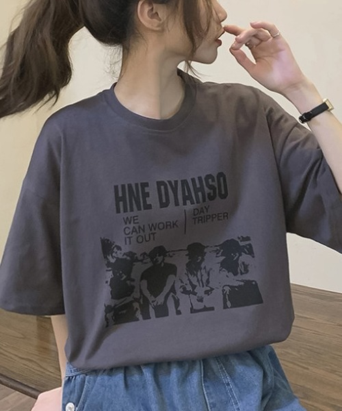 Bifrost（ビフレスト）の「フォトプリントTシャツ（Tシャツ/カットソー・レディース・ベージュ/レッド/グレー・F）」の2枚目の写真