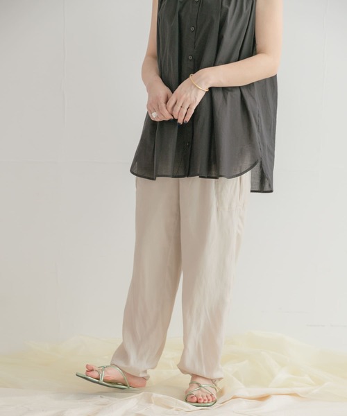 ITEMS URBANRESEARCH(アイテムズ アーバンリサーチ)の「カーゴジョガーパンツ(その他パンツ・レディース・ブラック/グリーン/アイボリー・FREE)」の9枚目の写真