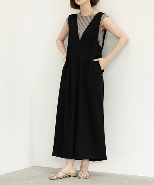 GeeRA（ジーラ）の「Vネックワイドサロペット（サロペット/オーバーオール・レディース・ライトベージュ/ブラック/ブルー系その他・LARGE/X-LARGE/MEDIUM）」の11枚目の写真