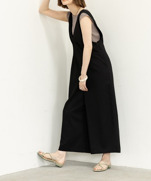 GeeRA（ジーラ）の「Vネックワイドサロペット（サロペット/オーバーオール・レディース・ライトベージュ/ブラック/ブルー系その他・LARGE/X-LARGE/MEDIUM）」の20枚目の写真