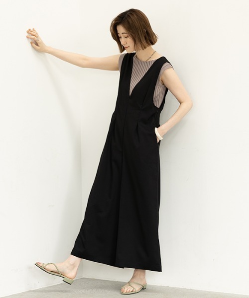 GeeRA（ジーラ）の「Vネックワイドサロペット（サロペット/オーバーオール・レディース・ライトベージュ/ブラック/ブルー系その他・LARGE/X-LARGE/MEDIUM）」の14枚目の写真