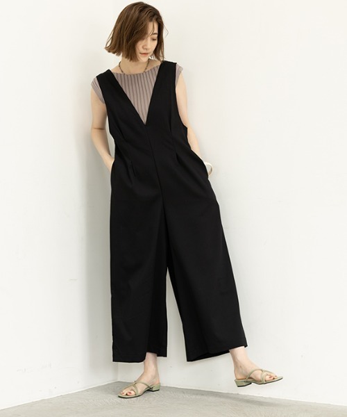 GeeRA（ジーラ）の「Vネックワイドサロペット（サロペット/オーバーオール・レディース・ライトベージュ/ブラック/ブルー系その他・LARGE/X-LARGE/MEDIUM）」の17枚目の写真